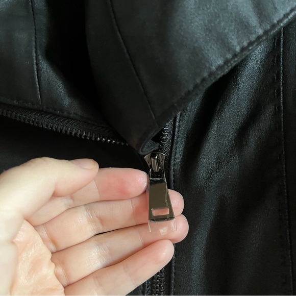 VINCE Size Large Goat Leather Moto Jacket Black wool knit panel Scuba neck NWOT - Picture 3 of 13